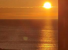 Sea view apartment, hotel in Cullera
