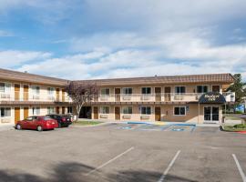 Budget Inn by 101 Bus from Downtown, hotel i Rohnert Park
