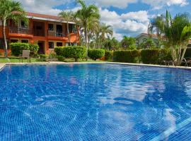 Happy Oasis Second Floor Condo With Terrace, apartmán v rezidenci v destinaci Coco