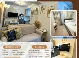 Cozy Shore Residence with balcony near Mall of Asia & airport