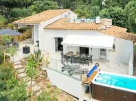 SELECT'soHOME - Villa avec piscine, spa et babyfoot pour 10 personnes à proximité de la plage d'Aiguebelle ! - 5 ETOILES - VILLA MANDARINIERS