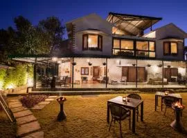 An extraordinary 6-Bedroom Bungalow in Barlowganj, Mussoorie