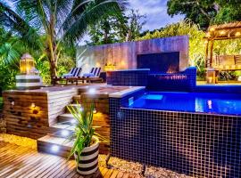 Trees and Fishes Private Retreat, Hotel mit Pools in Port-Havannah