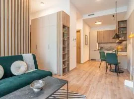 Patronka Apartments - Stylish apartment with a divided sleeping area