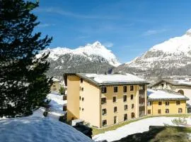 Apartment Residenza Chesa Margun 77-2 by Interhome