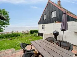 Holiday Home Scarlet - 5m from the sea in Bornholm by Interhome