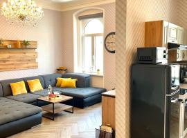 Apartment Nicol, spa hotel in Karlovy Vary