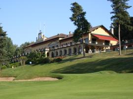 Lodge Golf Villa d'Este, ξενοδοχείο σε Montorfano
