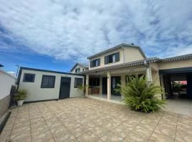 Magnifique villa avec espaces extérieurs