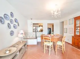 Maya Apartment