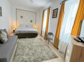 Ari Apartment