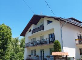 Gacka idila，位于奥托查茨的酒店