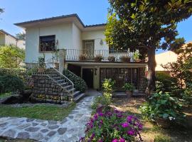 B&B Casa Tessieri, bed & breakfast στη Λούκα