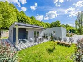 Yanka 4 Houses