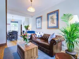 Pass the Keys Stunning Cottage in the Heart of Old Leigh