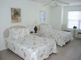 Studio Villa 2307L with Golf Course Onsite