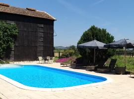 Hortensia & Rose Gites, ξενοδοχείο σε Montpezat