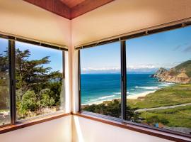 Stunning Oceanview Coastal Home Beach Trails Family Activities, cottage in Montara