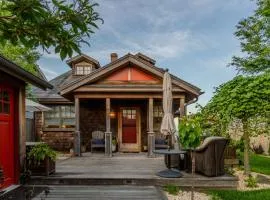 Ocean Front Property In Wickford Village