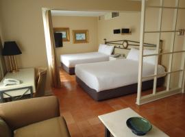 Viesnīca Suites del Bosque Hotel rajonā San Isidro, Limā