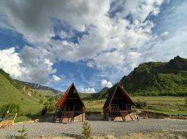 Gagma chalets, cabin in Stepantsminda