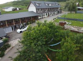 Pensiunea Fata Viilor, hotel in Cergău Mare