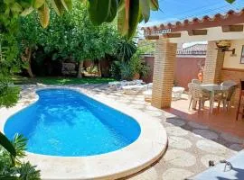 Villa familiar con piscina privada