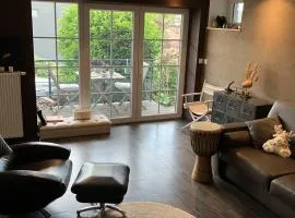 Cosy Nest - Studio de luxe avec canapé-lit, terrasse et parking privé