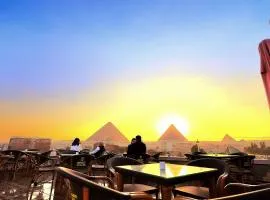 MagicaL PyramidS VieW HoteL