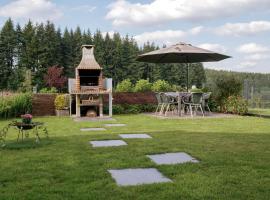 Escapade en Ardenne - Appartement Sur Jardin Verdoyant, hotel in Bertrix