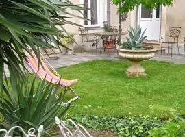 agréables chambres d'hôtes près du centre ville avec jardin