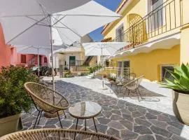Ciraccio Apartments