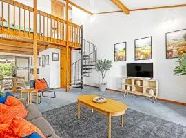 8 Cottesloe Steps To Beach - Sleeps 3