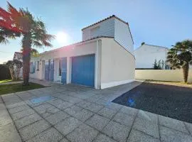 Villa lumineuse et confortable, à 600m de la plage, proche commerces, jardin et WiFi inclus - FR-1-476-26