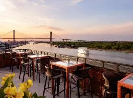 The Bohemian Hotel Savannah Riverfront, Autograph Collection