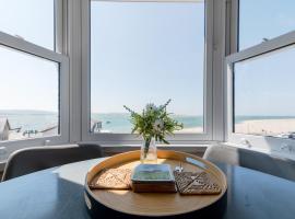 Modern Sea View Apartment, huoneisto kohteessa Aberdyfi
