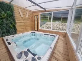 2 chambres à 15 mn de la mer en pleine nature Jacuzzi dispo du 01 avril au 15 octobre