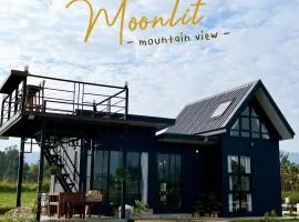 Moonlit Khaoyai