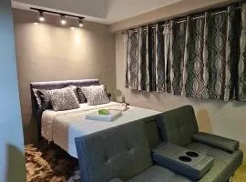 Nesting Lounge Two at MonteCarlo Residenze