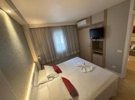 Ótima localização Flat Residencial, hotel in Curitiba