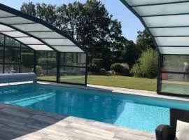 MAISON FAMILLE