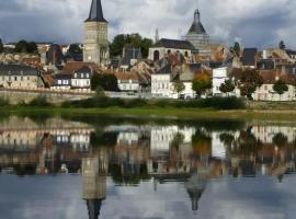Le Logis des Ais, hotel din La Charité