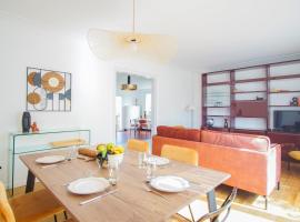 -ERNEST-Maison avec jardin a 200m des plages, hotel in Concarneau