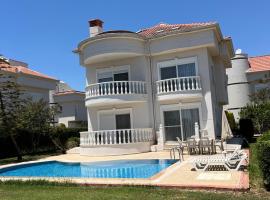 Belek Golf Village - Villa with private pool, ξενοδοχείο στο Μπέλεκ