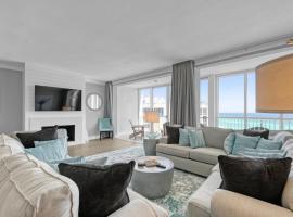 데스틴에 위치한 호텔 Completely Renovated Luxury 3 Bedroom Beach Front Condo in Destin!