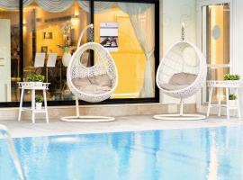 Hotel Feldberg, hotelli kohteessa Riccione