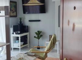 Big,Smart & comfort, automated apartment in kalamata !，卡拉馬塔的無障礙飯店