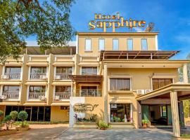 Hotel Sapphire, מלון בלונבלה