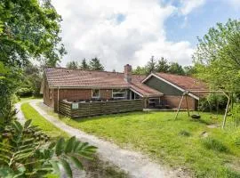 Beautiful Home In Ringkøbing With Sauna