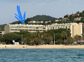 Cosy studio devant la mer Lavandou